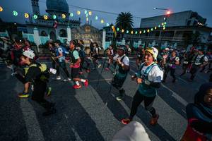 BIB: 
                            <button type="button" onclick="openModal(26233134)" class="btn btn-primary btn-sm float-right btn-popup" data-toggle="modal" data-target=".modal-high-quality">
                        <i class="fas fa-shopping-cart"></i> Add to Cart
                    </button>
                                            <button type="button" onclick="isThisMe(26233134, true)" class="btn btn-success btn-sm float-right btn-popup btn-isme hidden" data-toggle="tooltip" data-placement="bottom" title="นี่คือรูปของคุณใช่ไหม คลิกที่นี่เพื่อเอาเข้าอัลบั้ม">
                        <i class="fas fa-plus"></i> Add to album
                    </button>
                    <button type="button" onclick="isThisMe(26233134, false)" class="btn btn-warning btn-sm float-right btn-popup btn-isnotme hidden">
                        <i class="fas fa-ban"></i> Remove from album
                    </button>